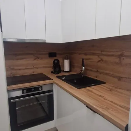 A&v * バニャ・ルカ