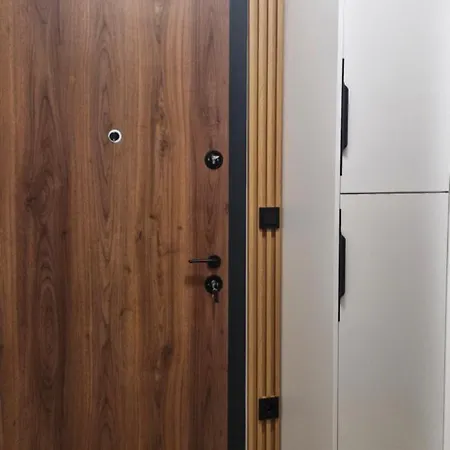 A&v * バニャ・ルカ